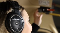 Sluchátka BOSE A20
